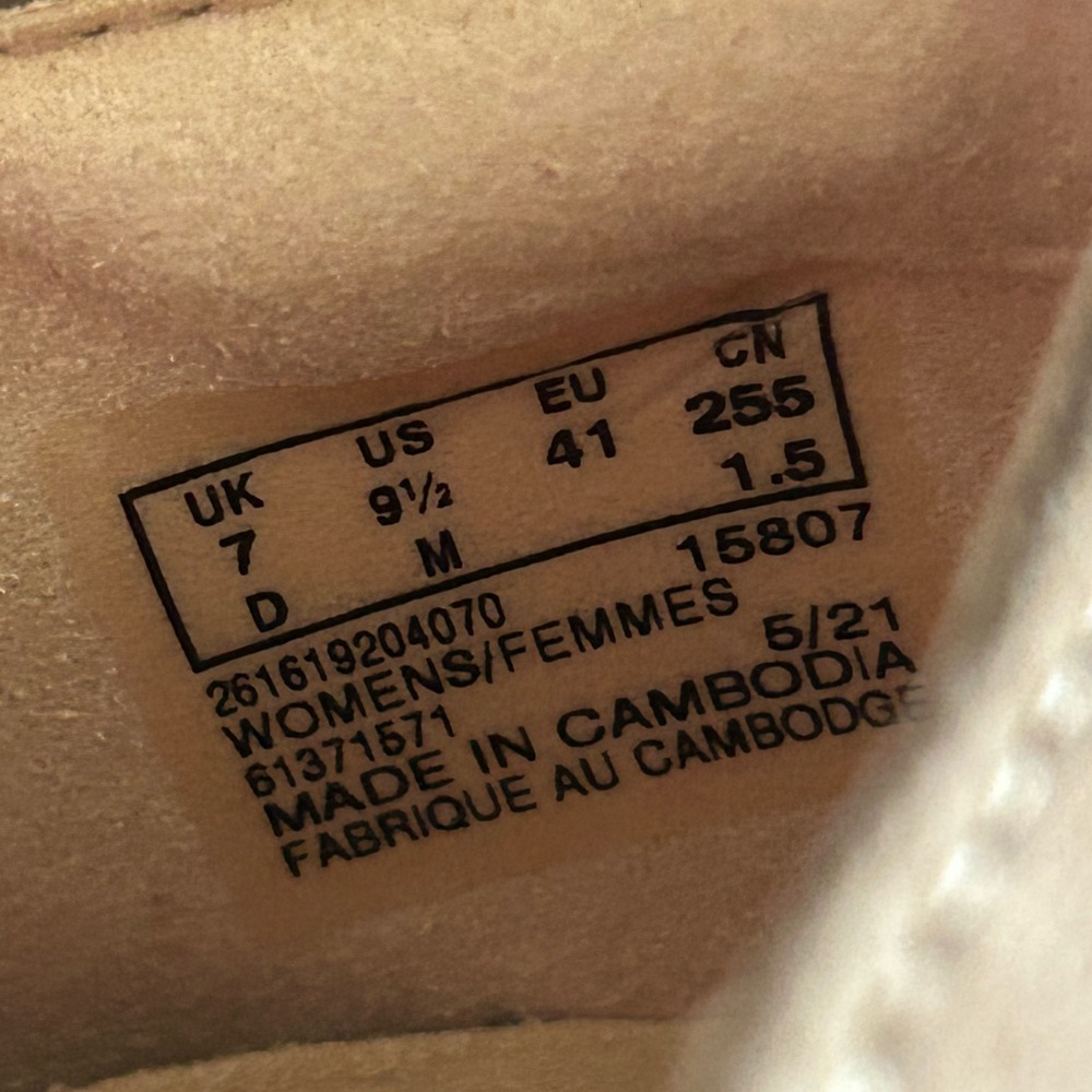 Clarks’ Linnae Pumps / Heels in the colour Pebble 9.5 M - Picture 8 of 10